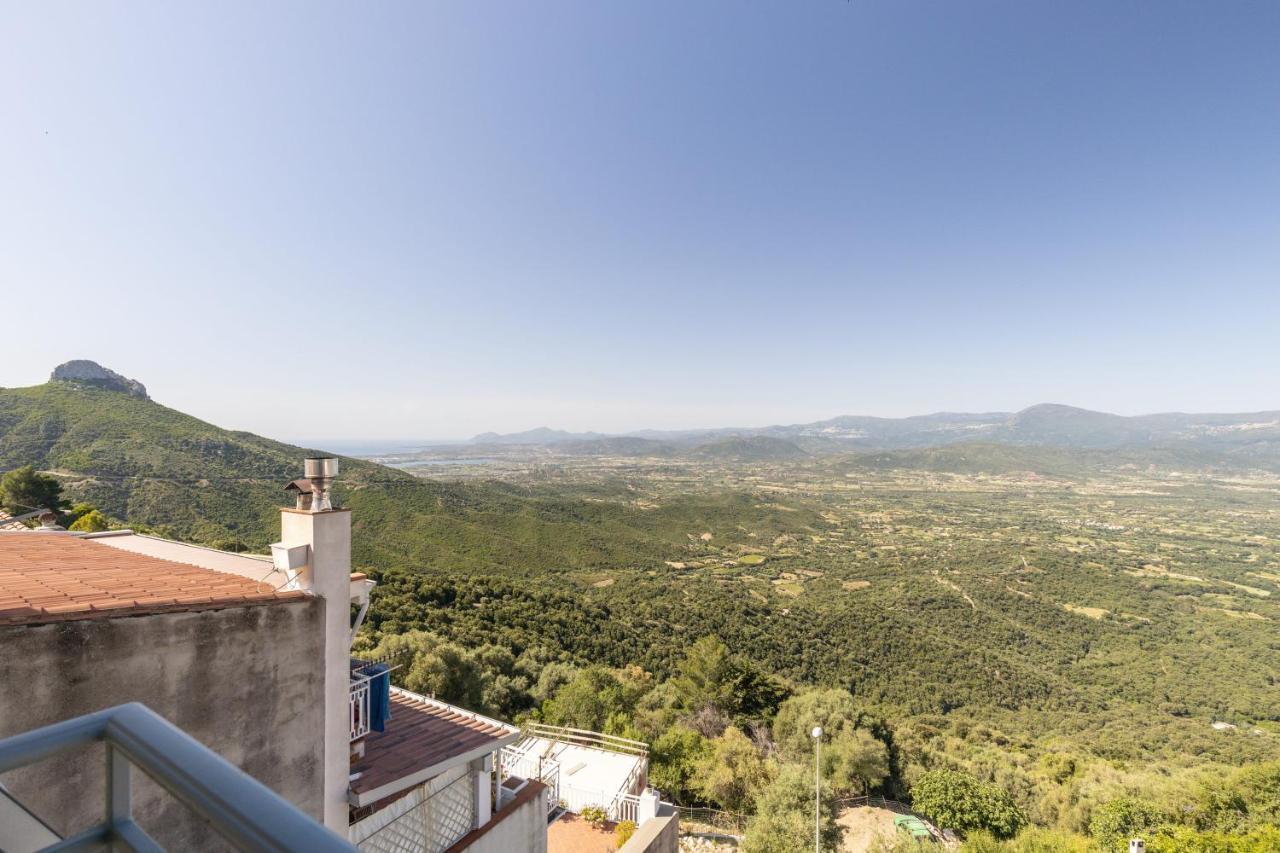 Mansarda Moro Apartamento Baunei Exterior foto
